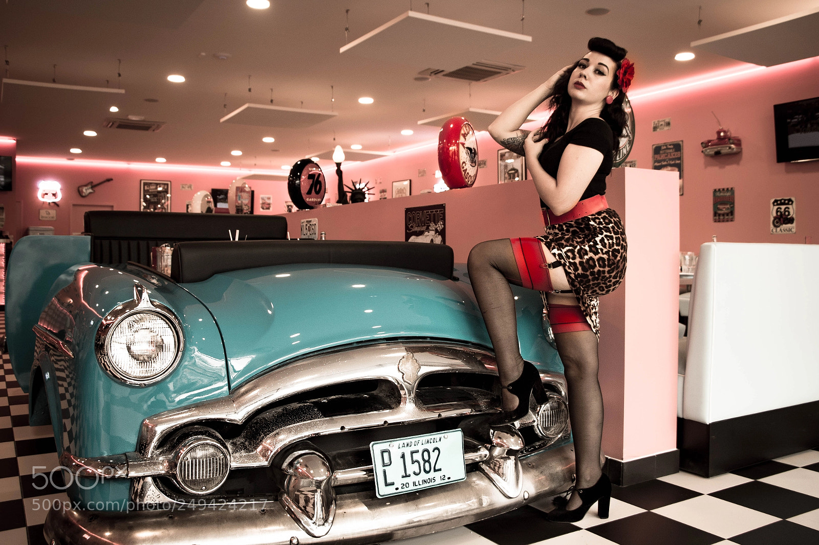 Canon EOS 70D sample photo. Retro car photography