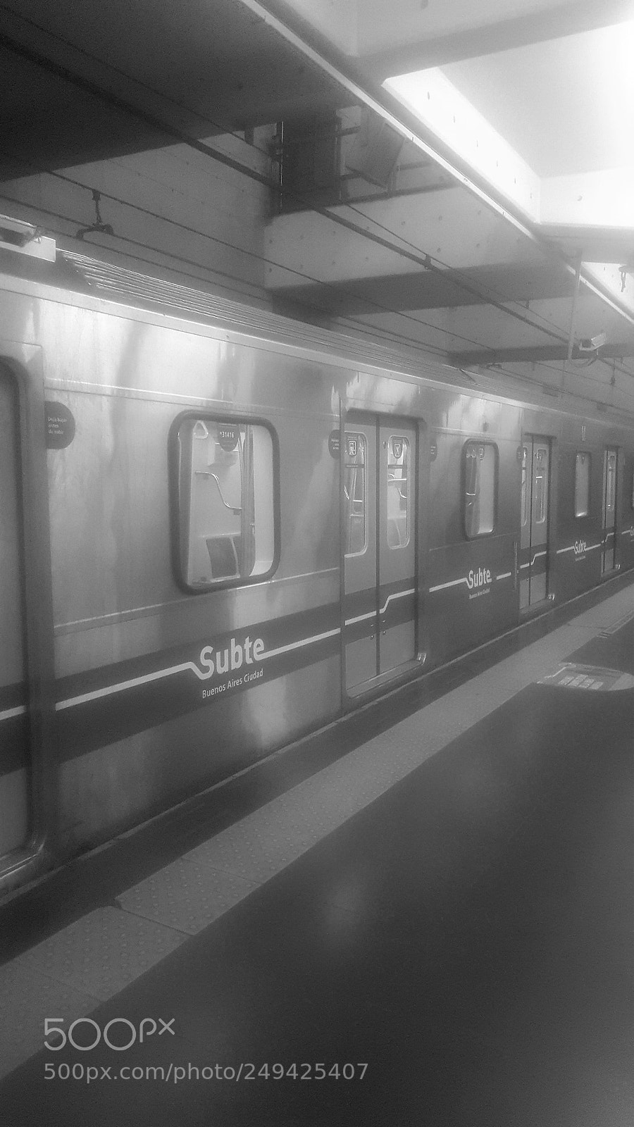 Samsung Galaxy S6 sample photo. Tren photography