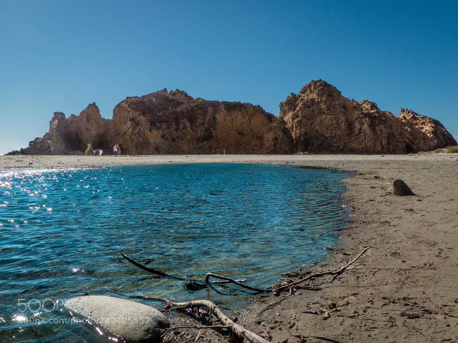 Panasonic Lumix DMC-FZ200 sample photo. Pfeiffer beach welcome view photography
