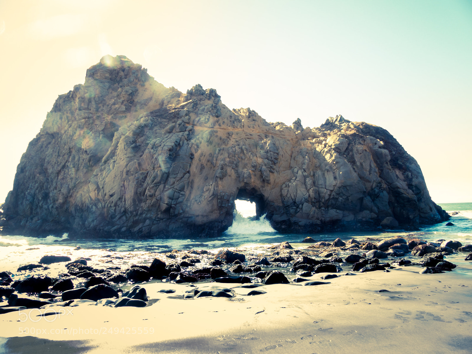 Panasonic Lumix DMC-FZ200 sample photo. Sunbeam at pfeiffer beach photography