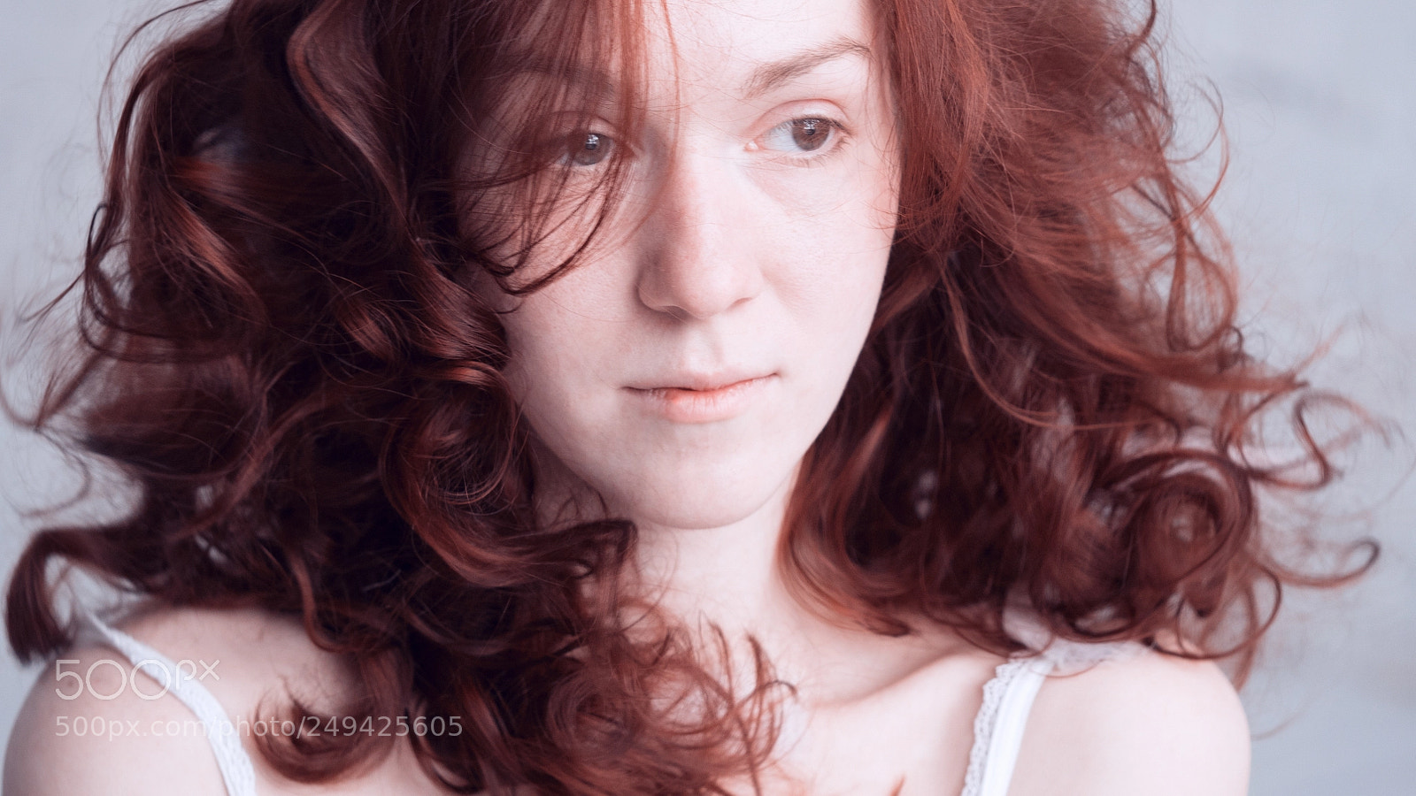 Olympus OM-D E-M5 II sample photo. Talk to myself photography