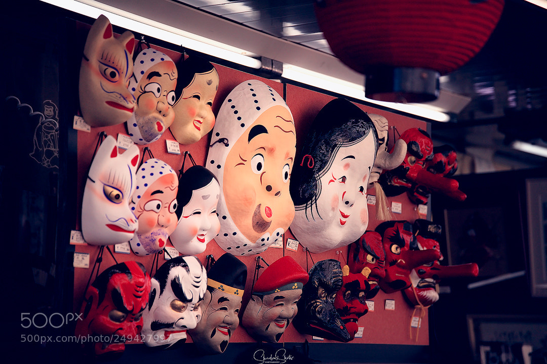 Canon EOS 5DS R sample photo. “masking it” ©2018 photography