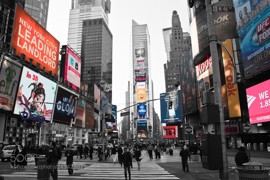 Canon EOS 450D (EOS Rebel XSi / EOS Kiss X2) sample photo. Times square photography