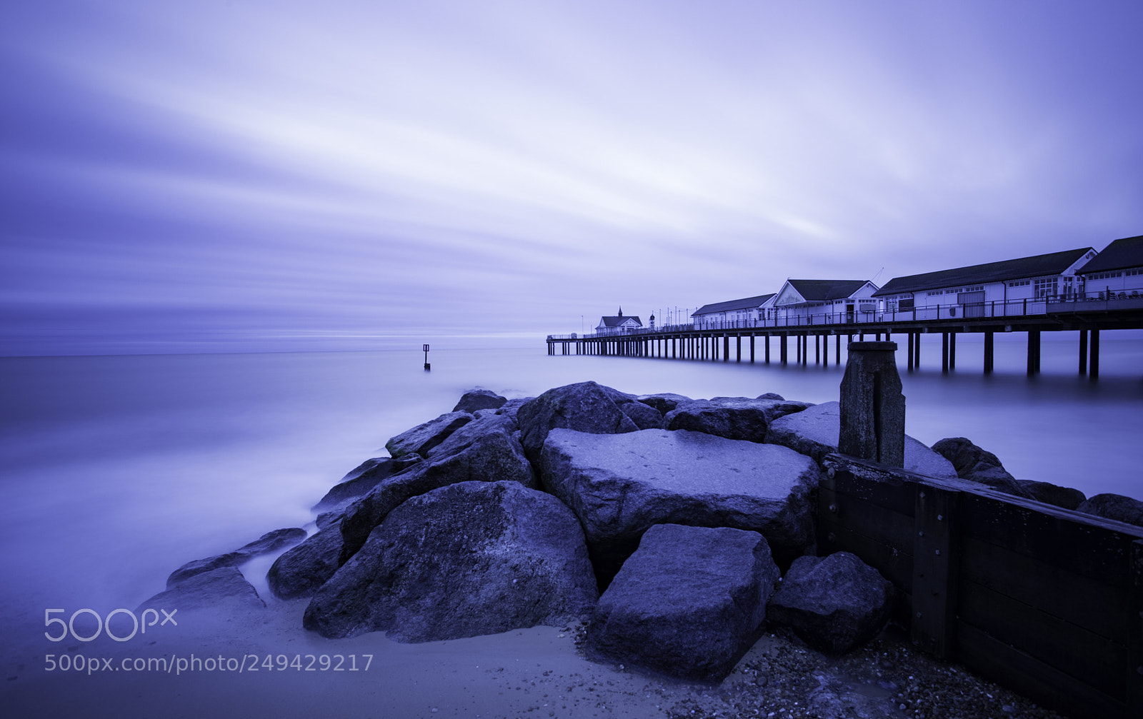 Canon EOS 5D Mark IV sample photo. Southwold pier photography