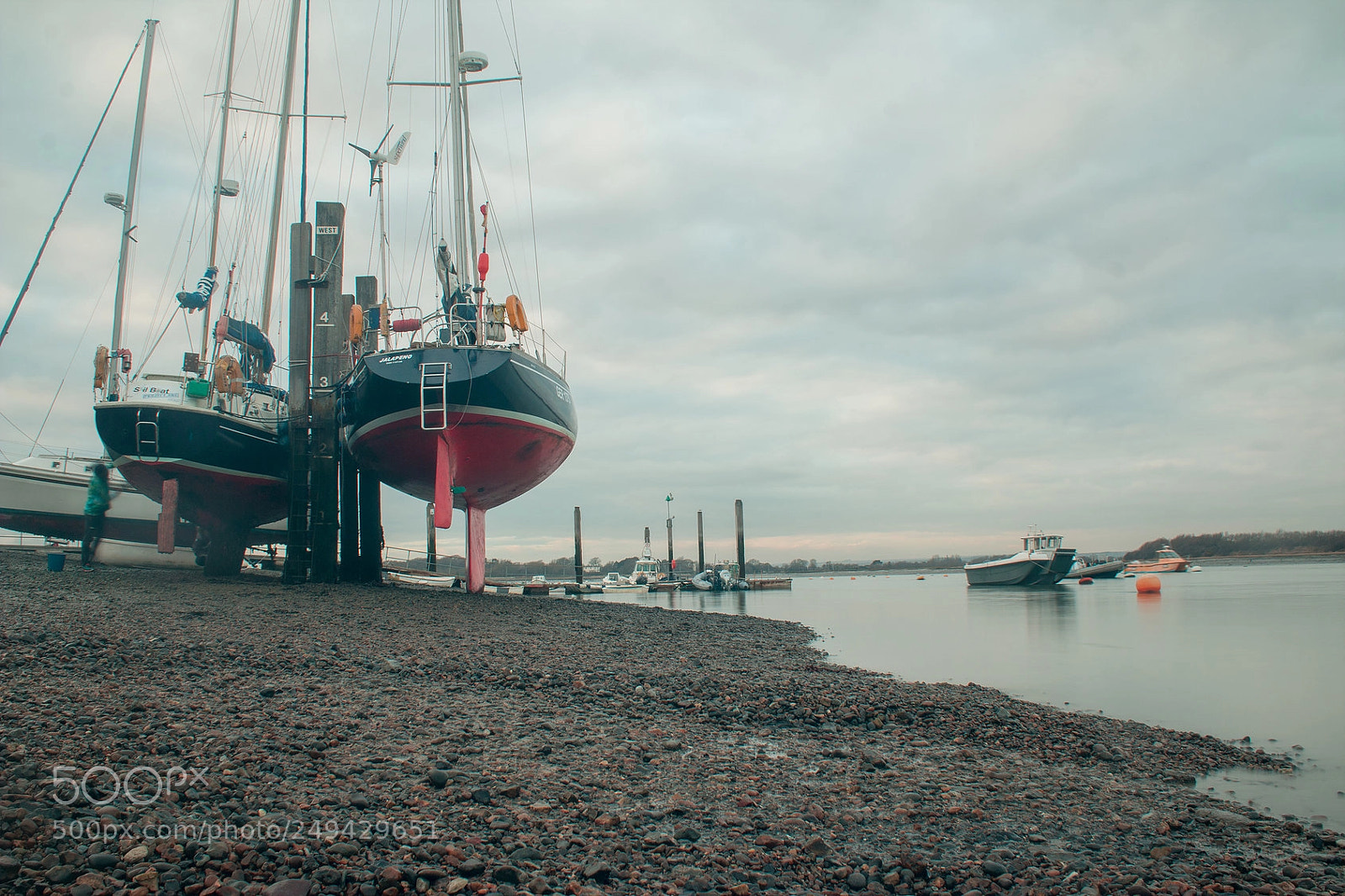 Canon EOS 70D sample photo. Chichester harbour photography