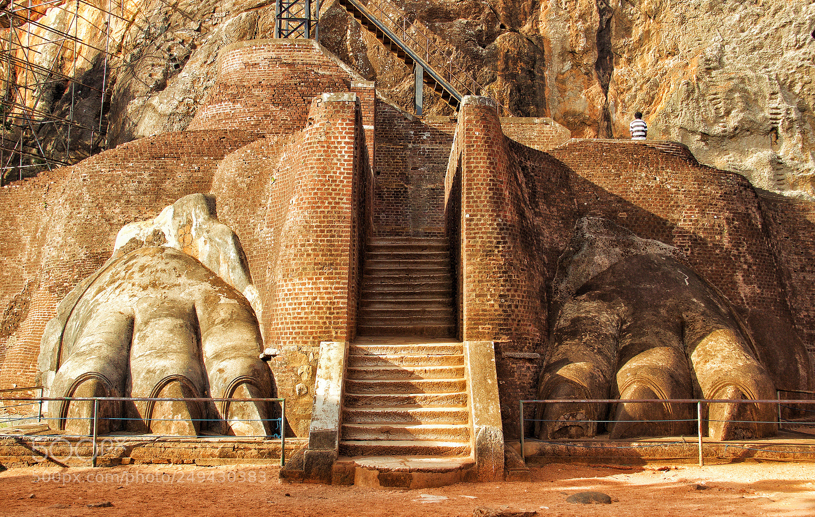 Canon EOS 600D (Rebel EOS T3i / EOS Kiss X5) sample photo. Lion’s rock photography