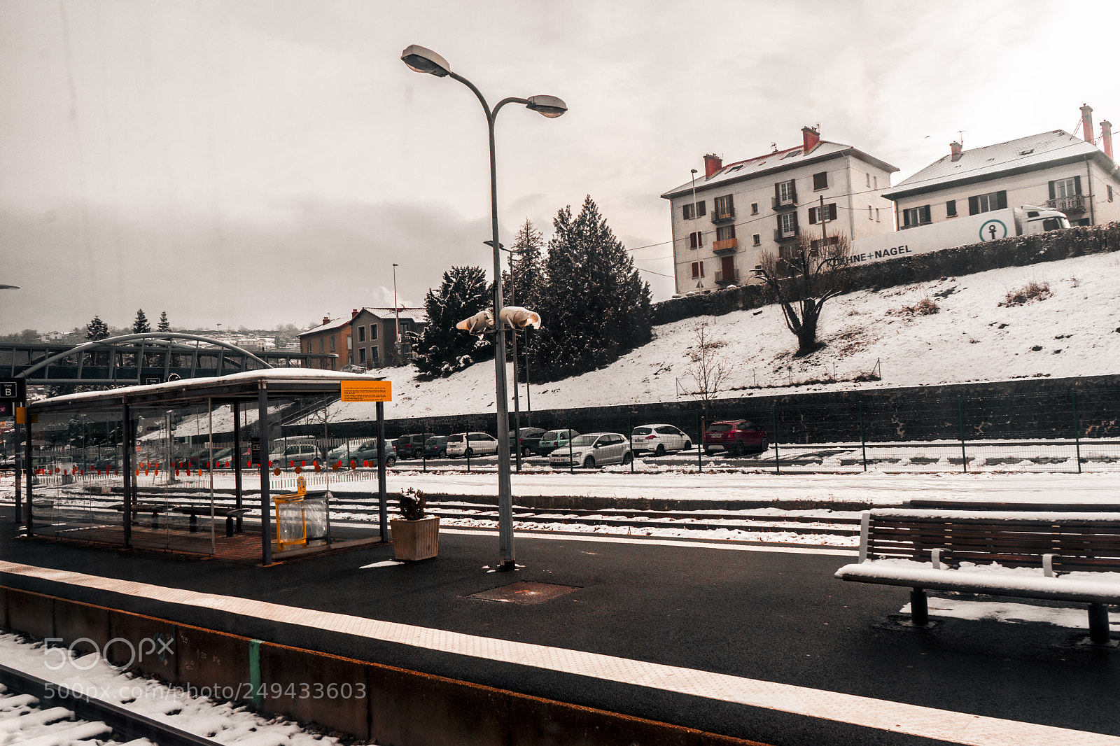 Sony a7 sample photo. Gare photography