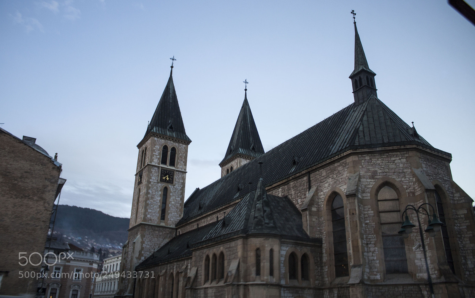 Canon EOS 500D (EOS Rebel T1i / EOS Kiss X3) sample photo. Chruch in sarajevo photography