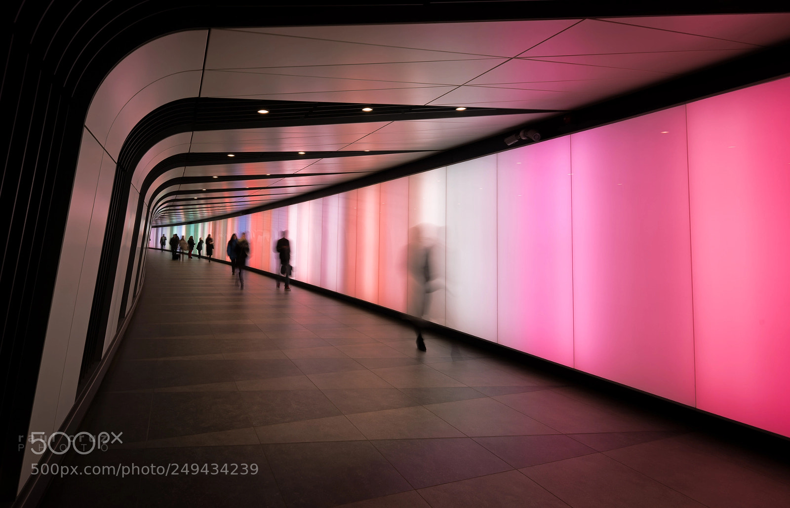 Nikon D810 sample photo. Peope & lights photography