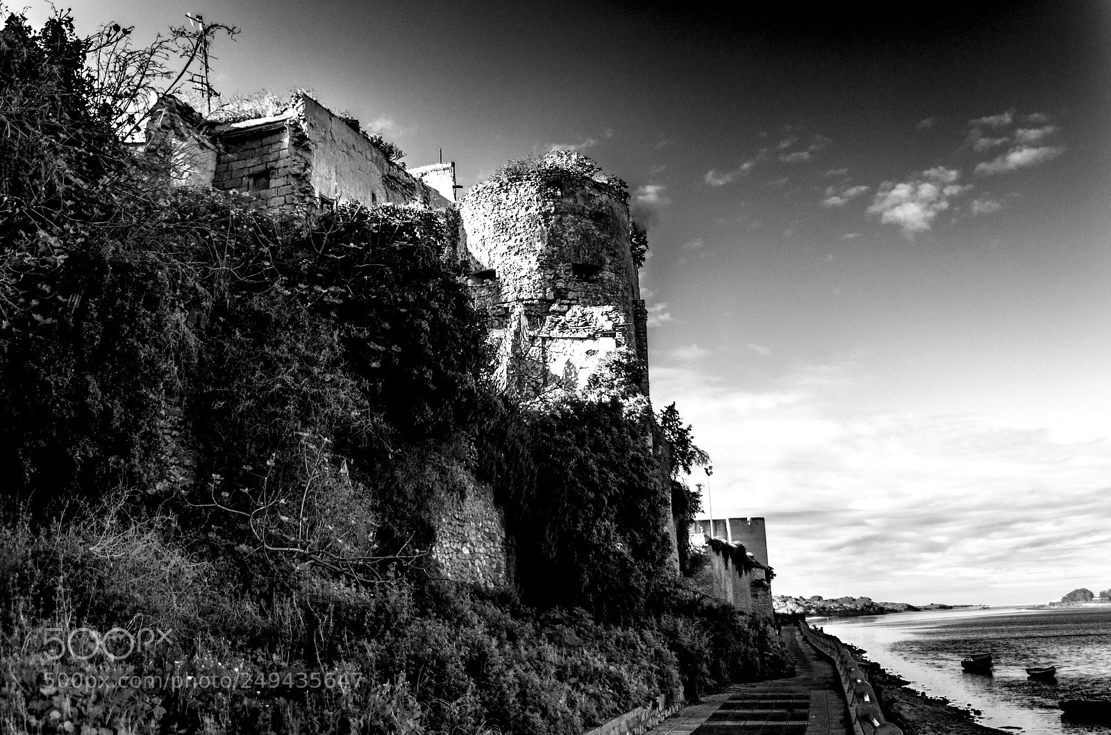 Pentax K-5 sample photo. Remparts photography