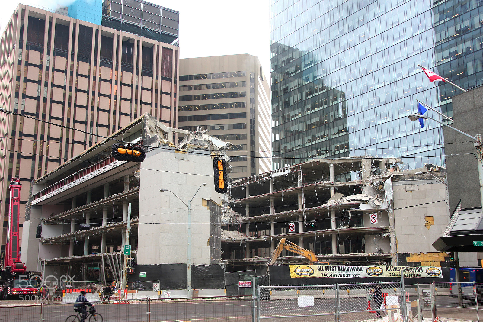 Canon EOS 550D (EOS Rebel T2i / EOS Kiss X4) sample photo. Demolition / abriss edmonton photography