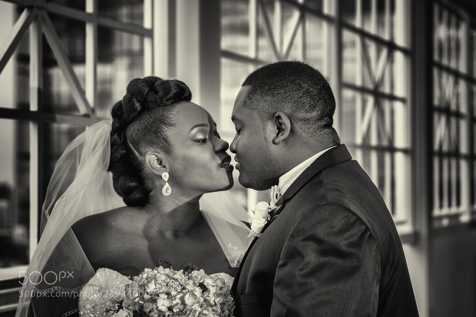 Canon EOS 70D sample photo. Mr and mrs myron photography