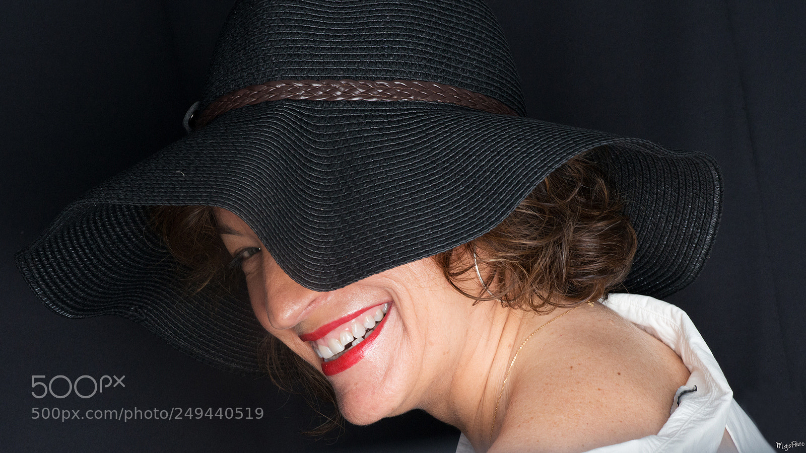 Nikon D800 sample photo. Smile photography