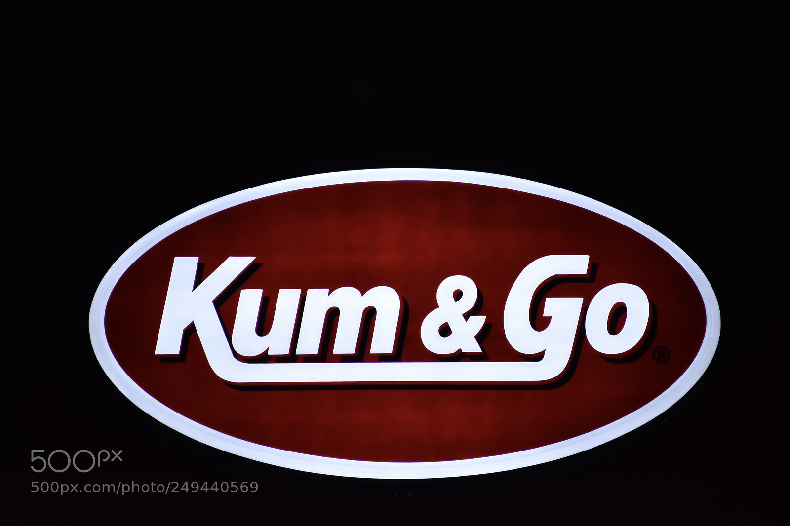 Nikon D3400 sample photo. This was a night photography