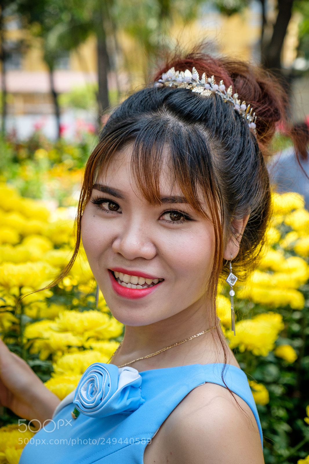 Fujifilm X-T2 sample photo. Saigon street portrait photography