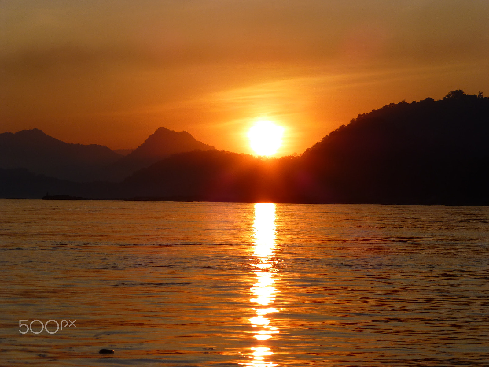 Panasonic DMC-ZS19 sample photo. Along the mekong river photography