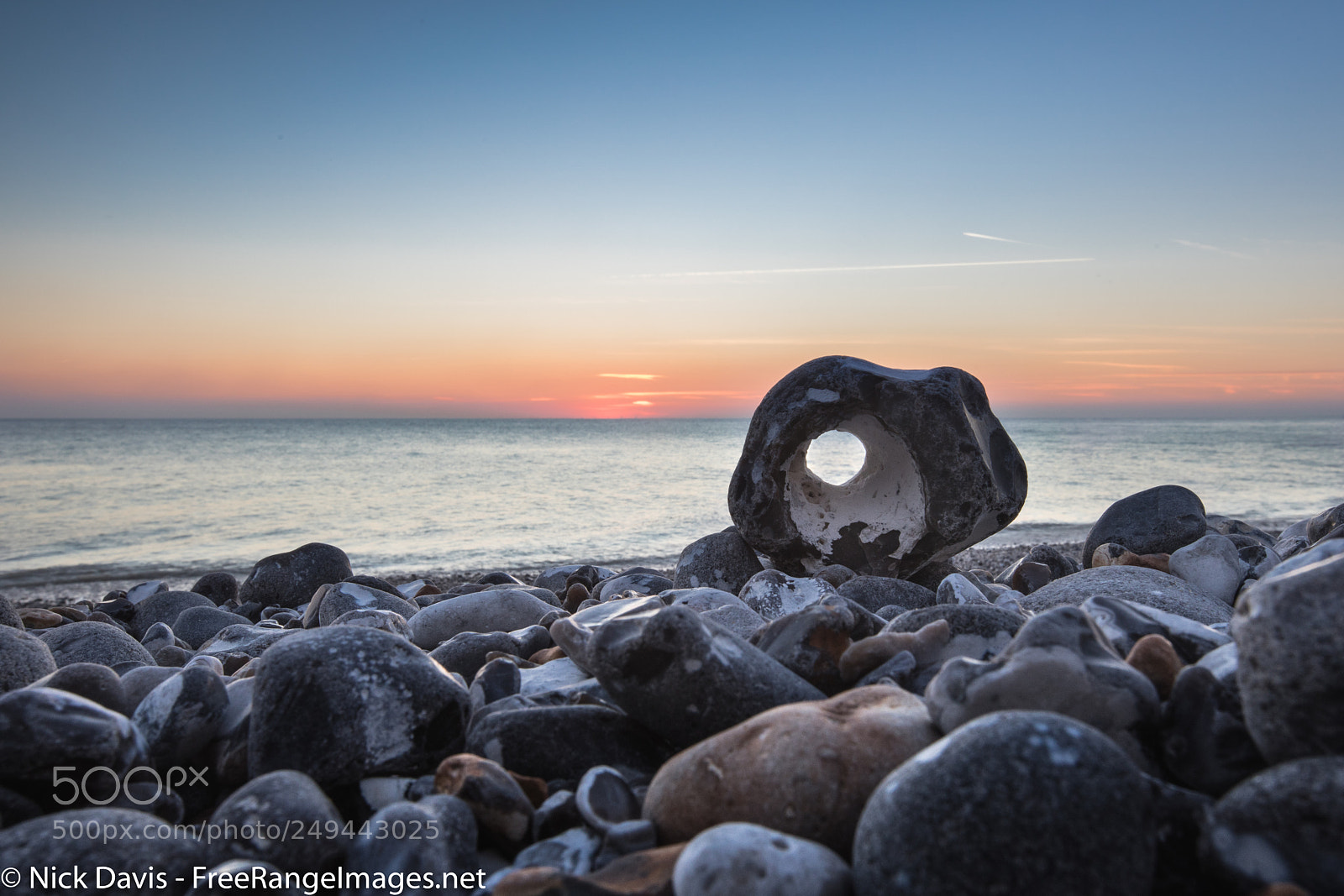 Canon EOS 5D Mark IV sample photo. Beach eye photography