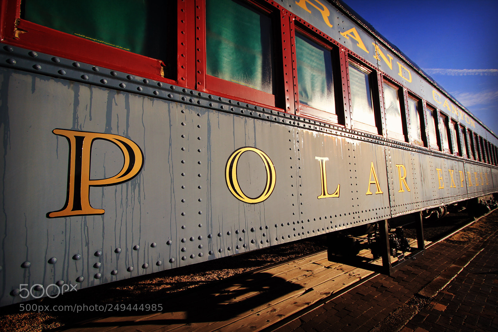 Canon EOS 550D (EOS Rebel T2i / EOS Kiss X4) sample photo. The polar express all photography