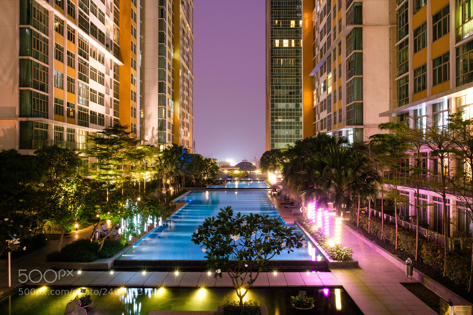 Fujifilm X-T2 sample photo. The vista apts, ho photography