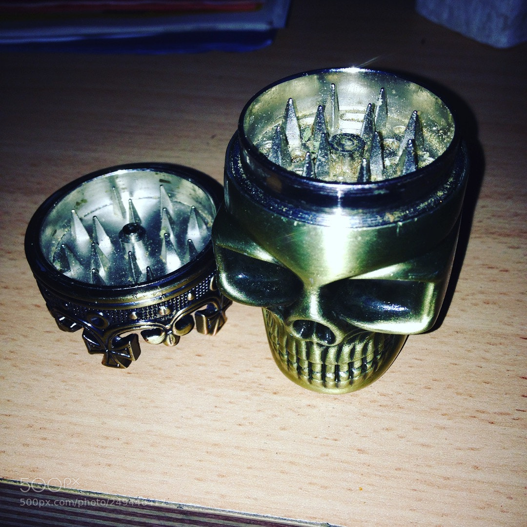 Apple iPhone 4S sample photo. Grinder ? photography