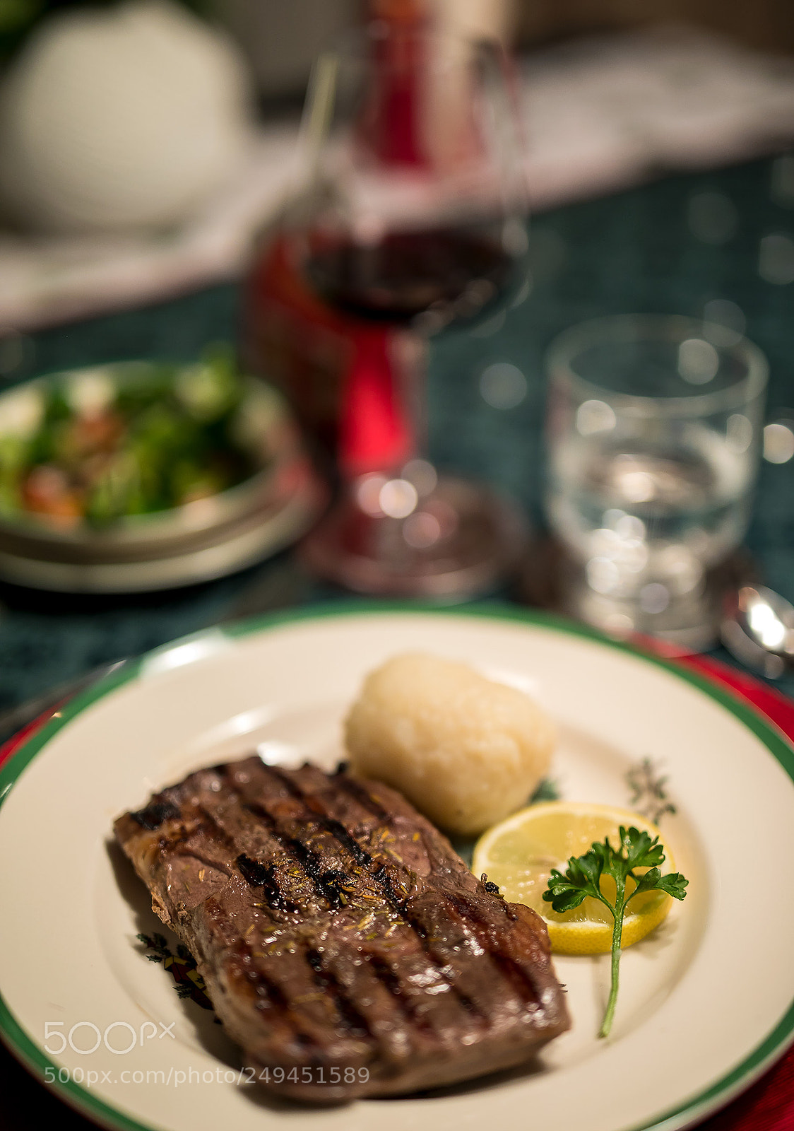 Canon EOS 5D Mark IV sample photo. Sous vide steak photography