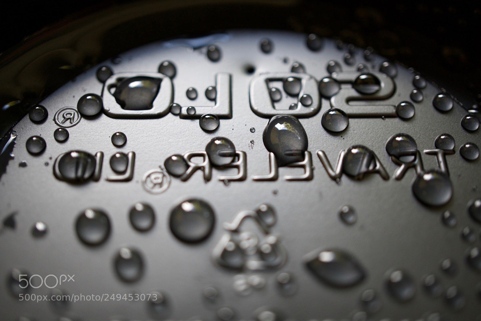 Sony a6300 sample photo. Drops on a lid photography