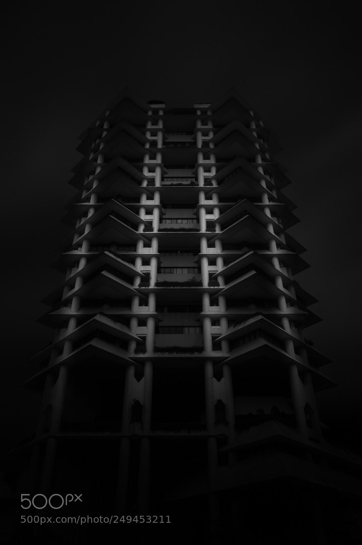 Sony SLT-A58 sample photo. Intiland tower photography