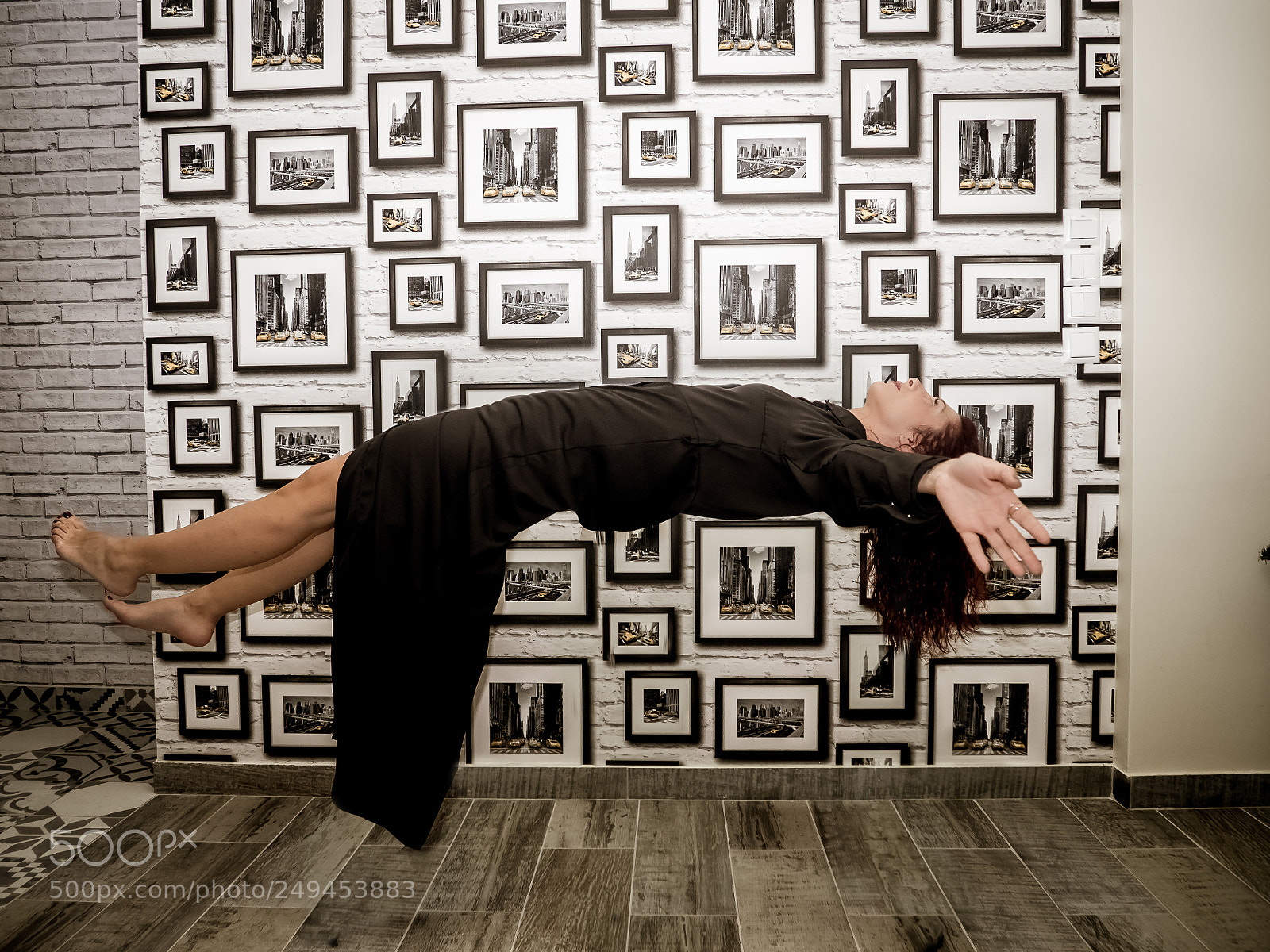 Olympus OM-D E-M1 sample photo. Levitation photography