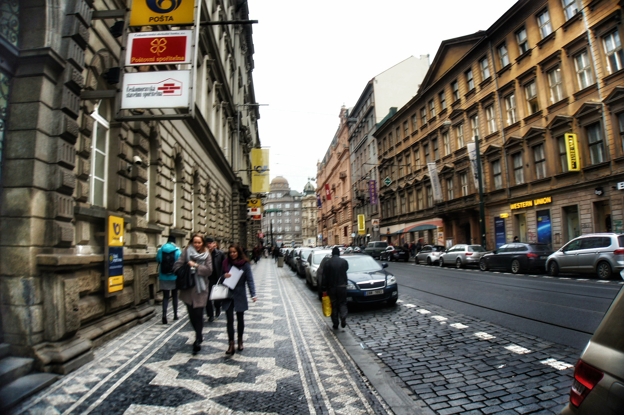 Sony Alpha NEX-C3 sample photo. Prague street photography