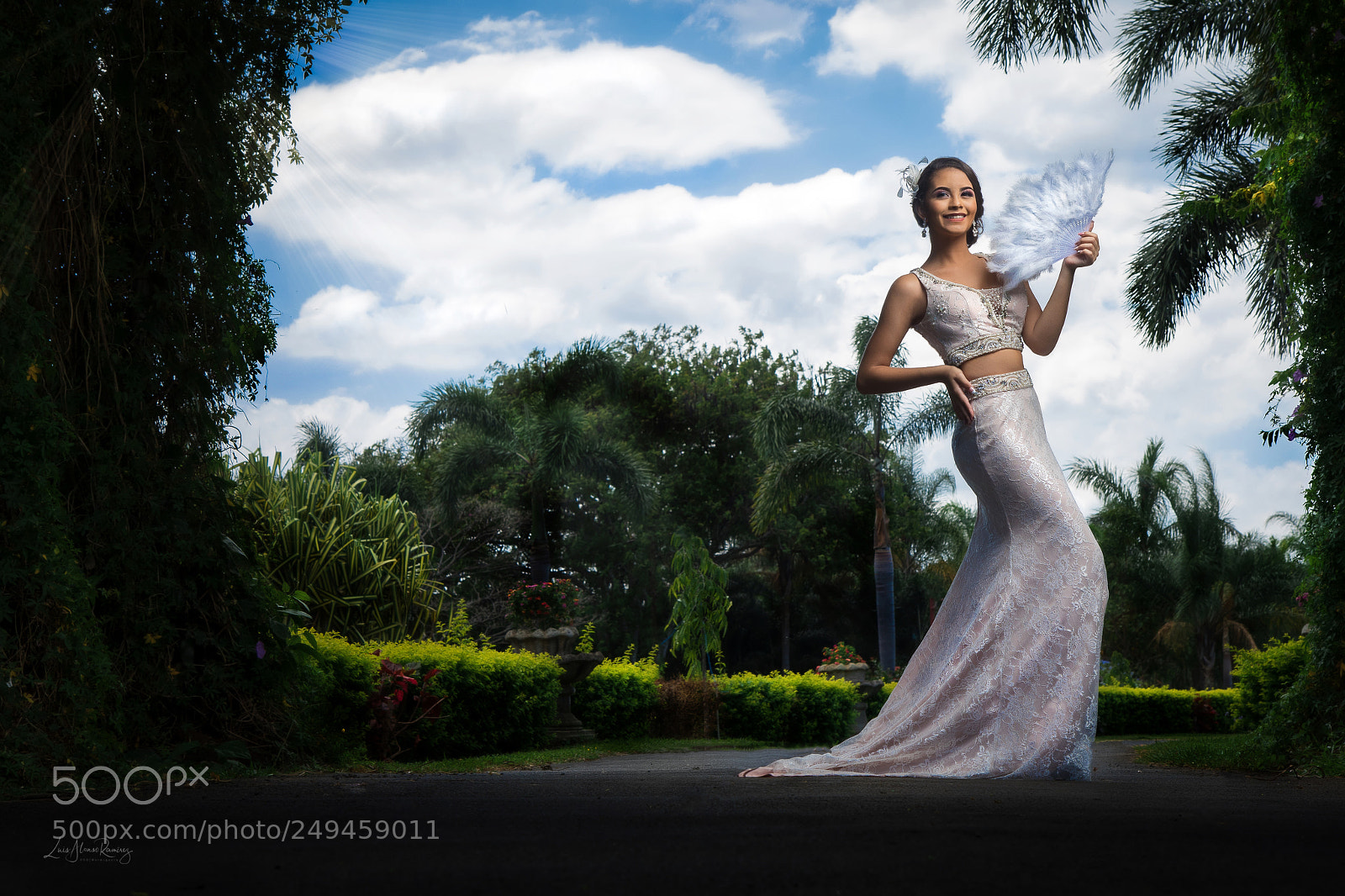 Canon EOS 7D Mark II sample photo. Camila photography
