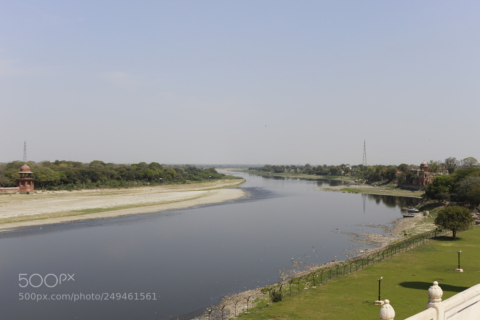 Canon EOS 700D (EOS Rebel T5i / EOS Kiss X7i) sample photo. From taj mahal photography