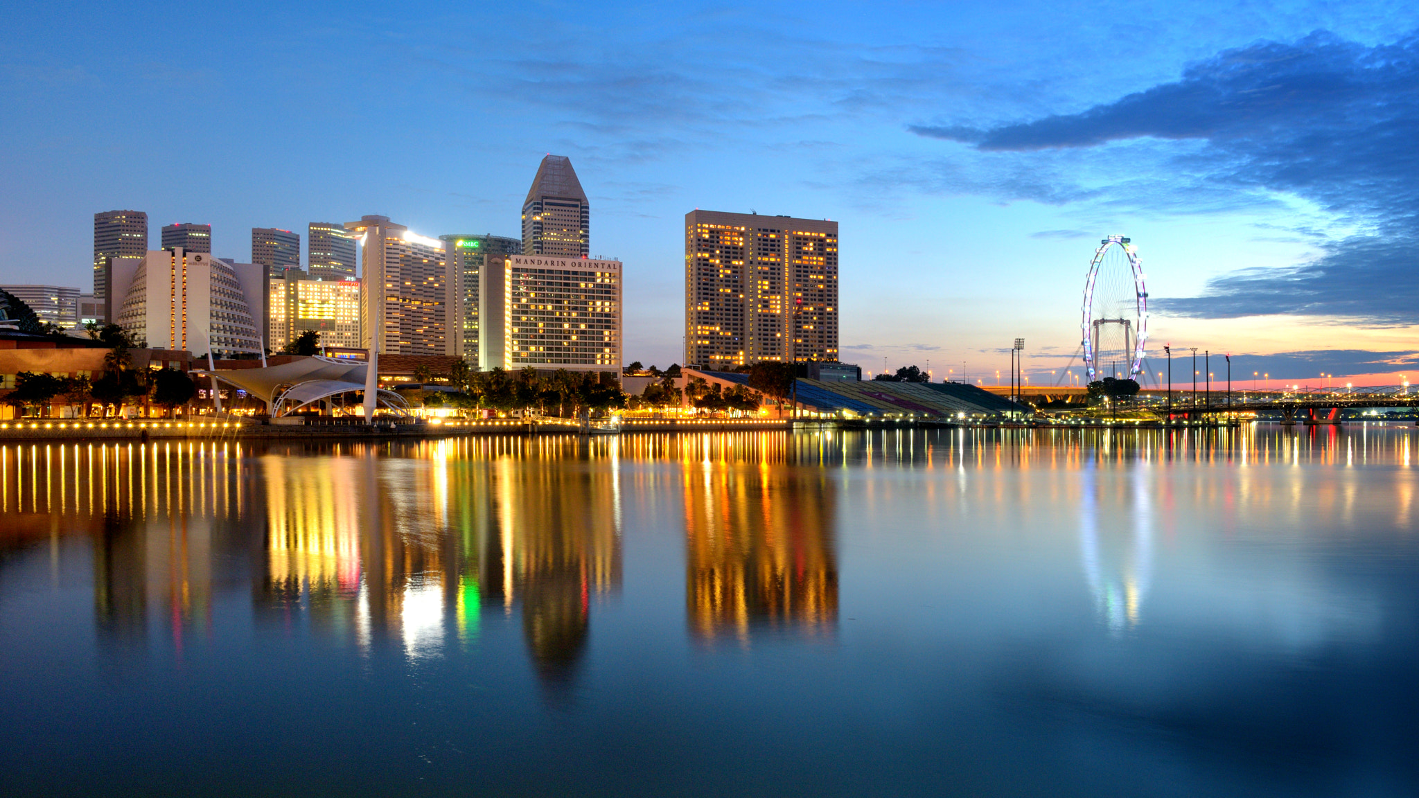 Nikon AF-S Nikkor 24-70mm F2.8G ED sample photo. Golden hour at marina bay, singapore photography