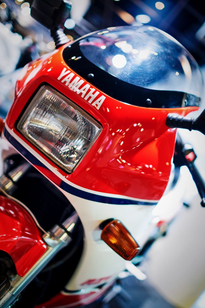 500px.comのfotois youさんによるYAMAHA RZV500R | Yamaha Museum