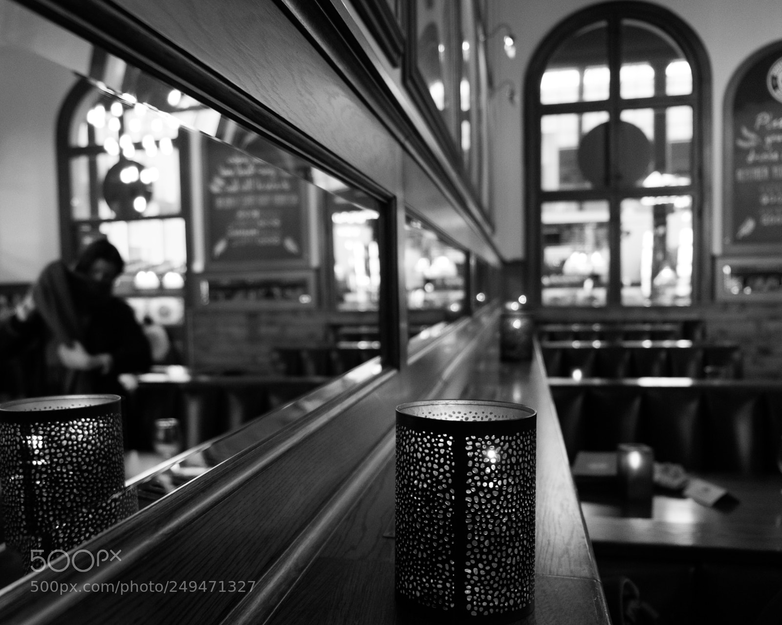 Fujifilm X-T20 sample photo. Dark interior photography