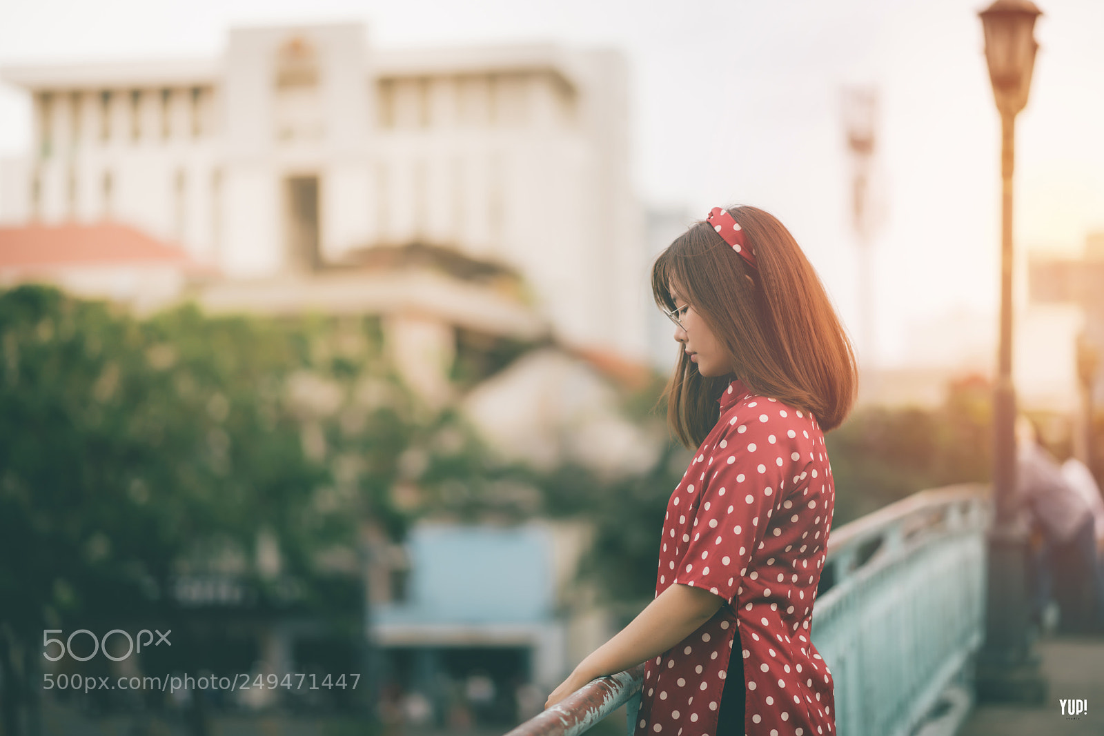Sony a7R II sample photo. Thinking photography