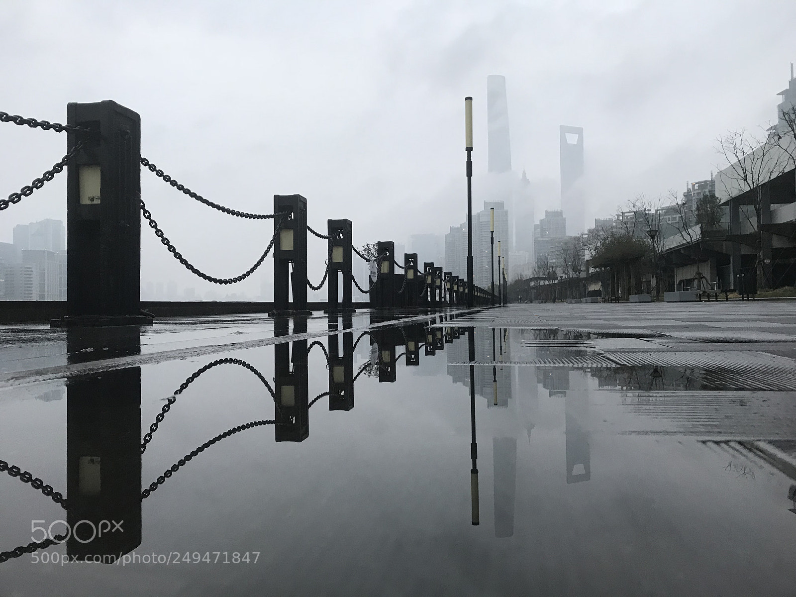 Apple iPhone 7 Plus sample photo. Huangpu riverbanks in a photography