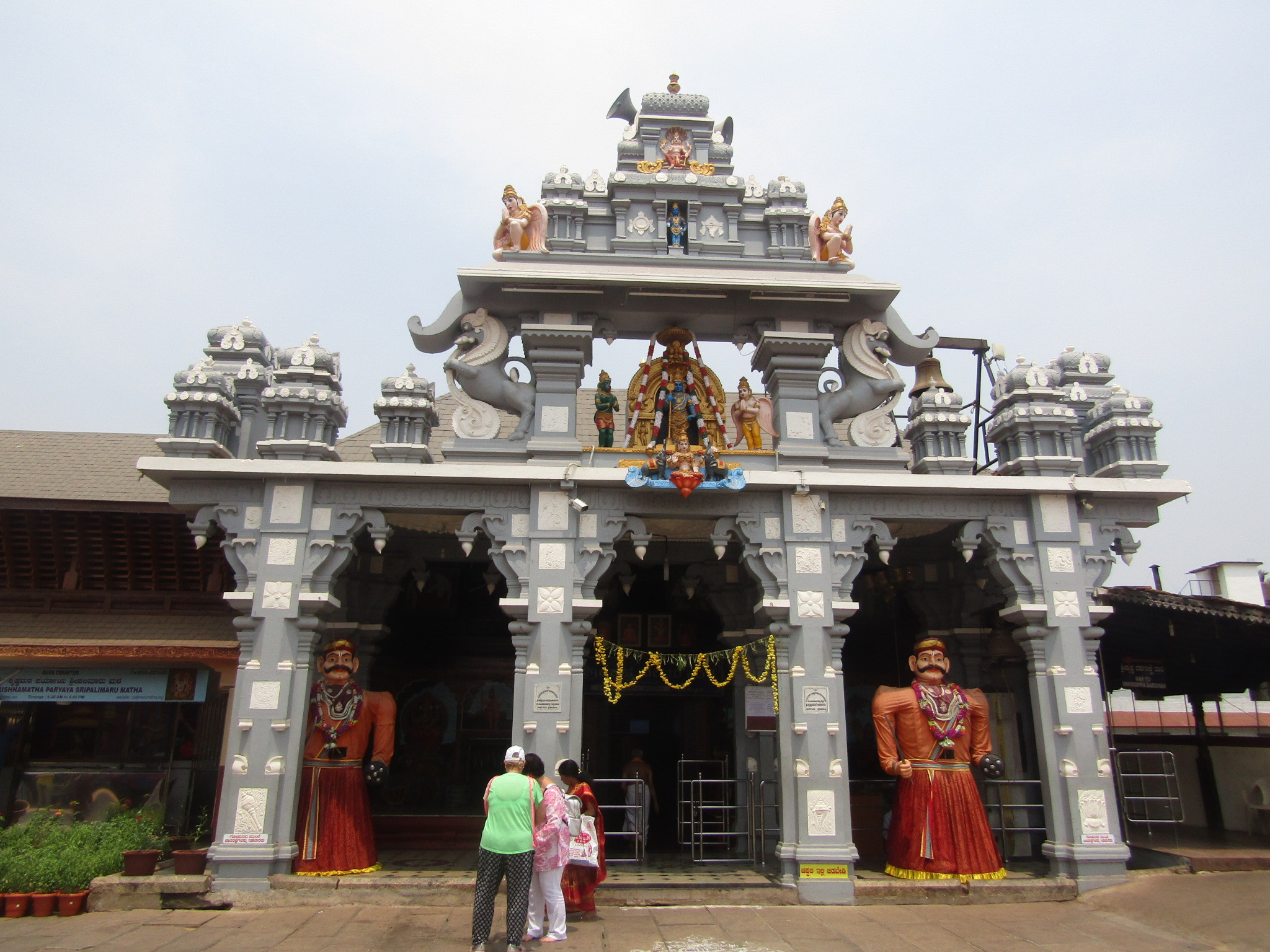 Canon POWERSHOT SX430 IS sample photo. Krishna temple udupi photography