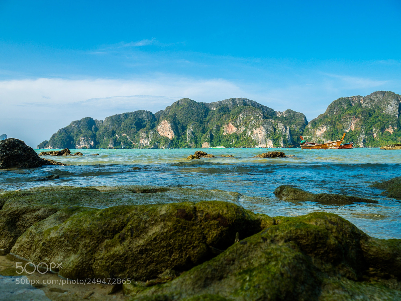 Panasonic Lumix DMC-GX85 (Lumix DMC-GX80 / Lumix DMC-GX7 Mark II) sample photo. Koh phi phi beach 2 photography