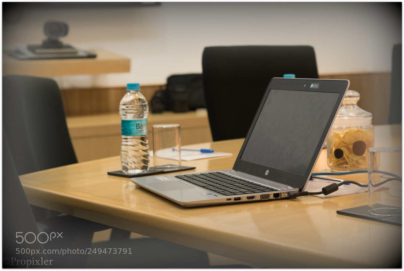 Sony SLT-A68 sample photo. Let's meet photography