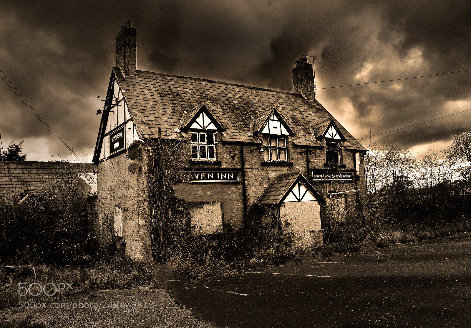 Nikon D5200 sample photo. Abandoned photography