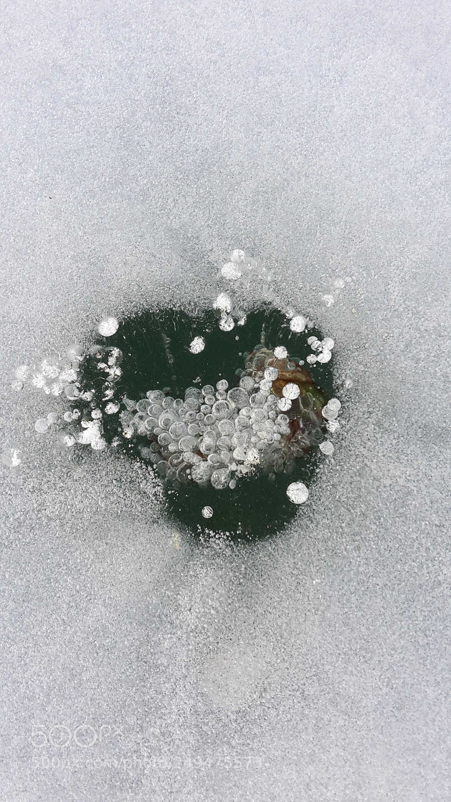 Samsung Galaxy S5 Mini sample photo. Frozen bubbles photography