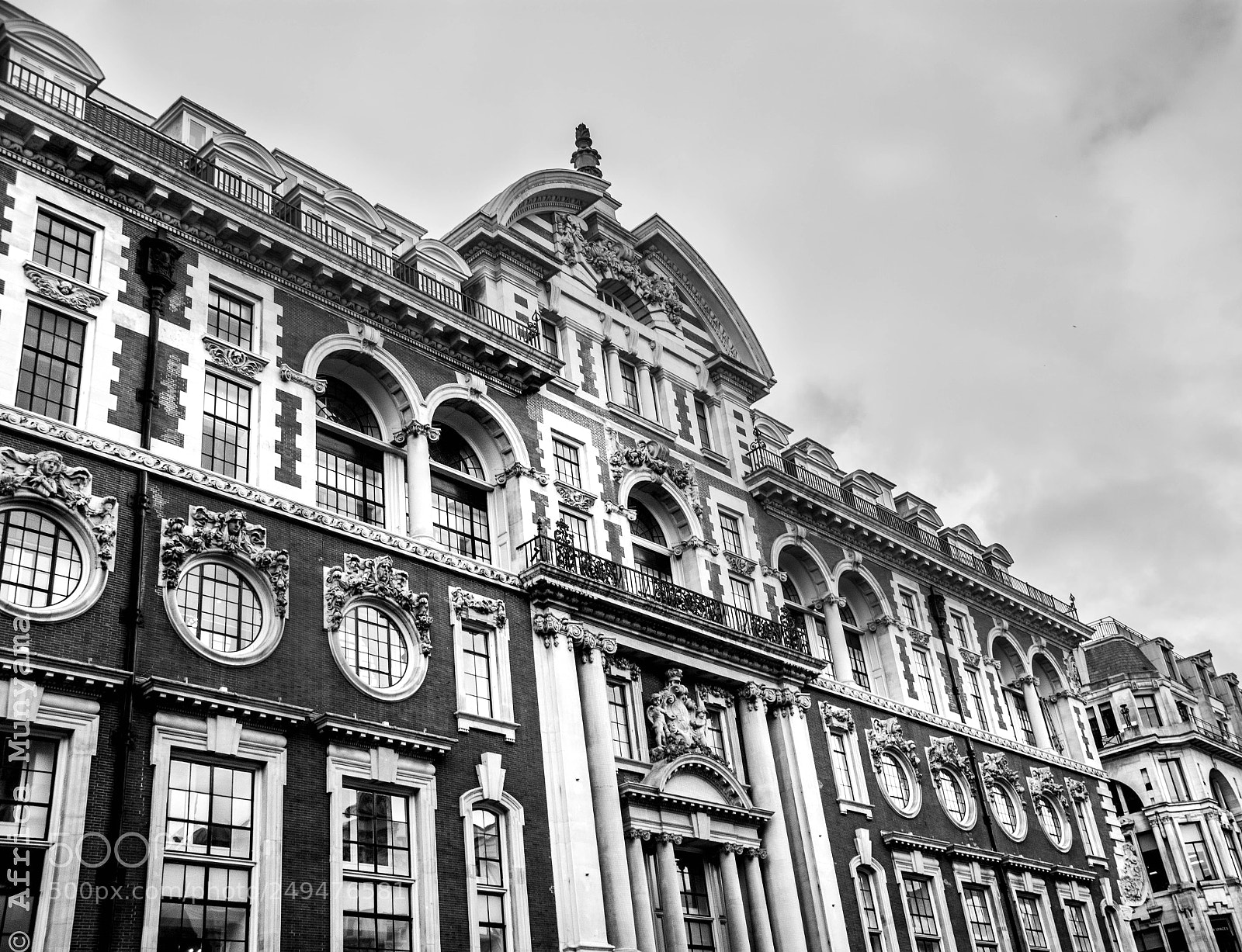 Nikon D5200 sample photo. 176 oxford street photography