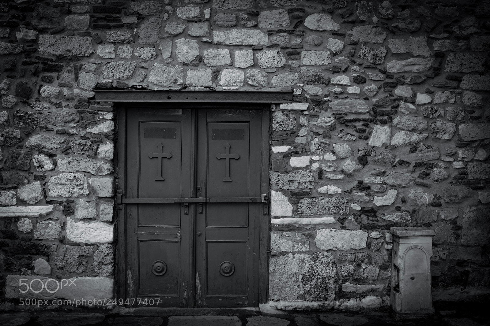 Fujifilm X100F sample photo. Church photography