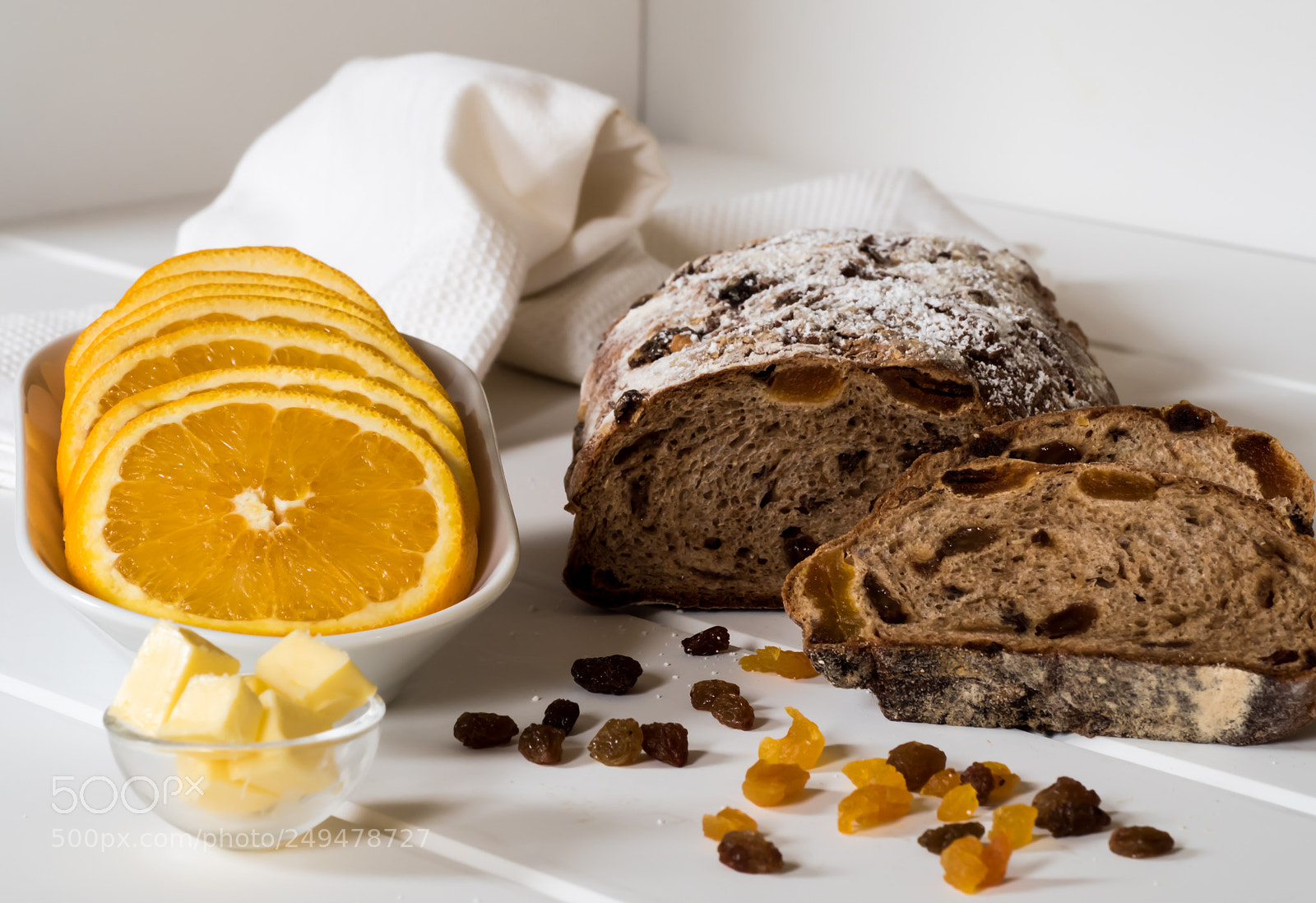 Olympus OM-D E-M5 II sample photo. Orange fruit loaf photography
