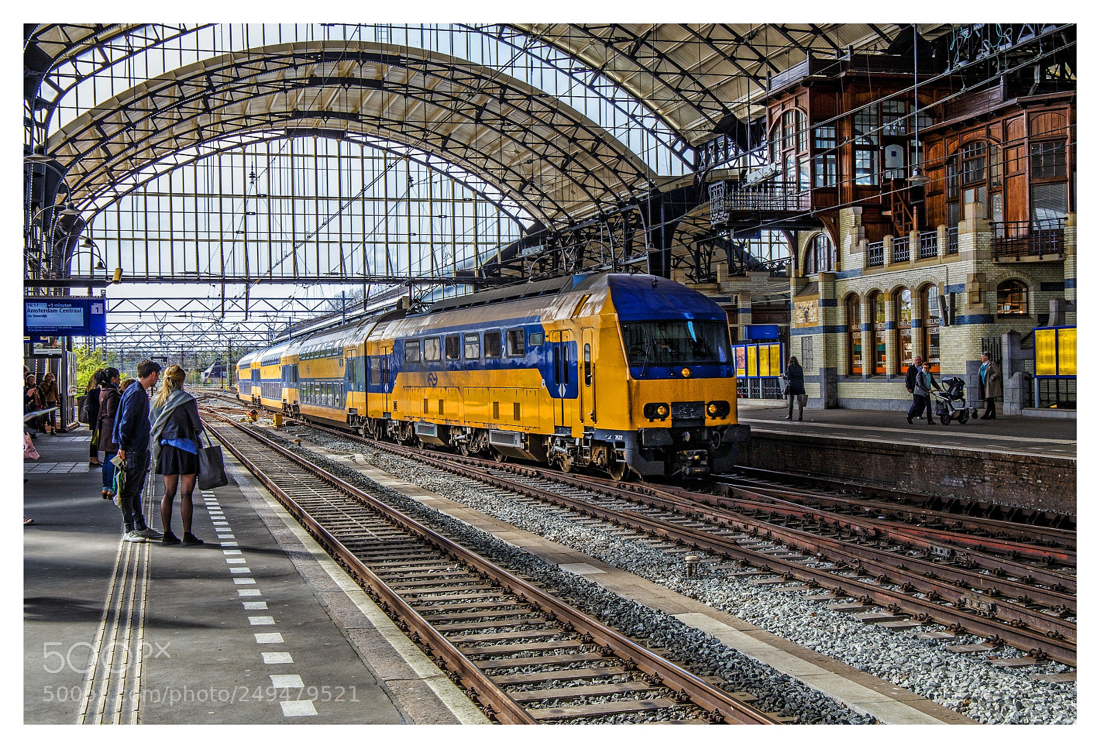 Canon EOS 6D sample photo. Haarlem railway station, holland photography