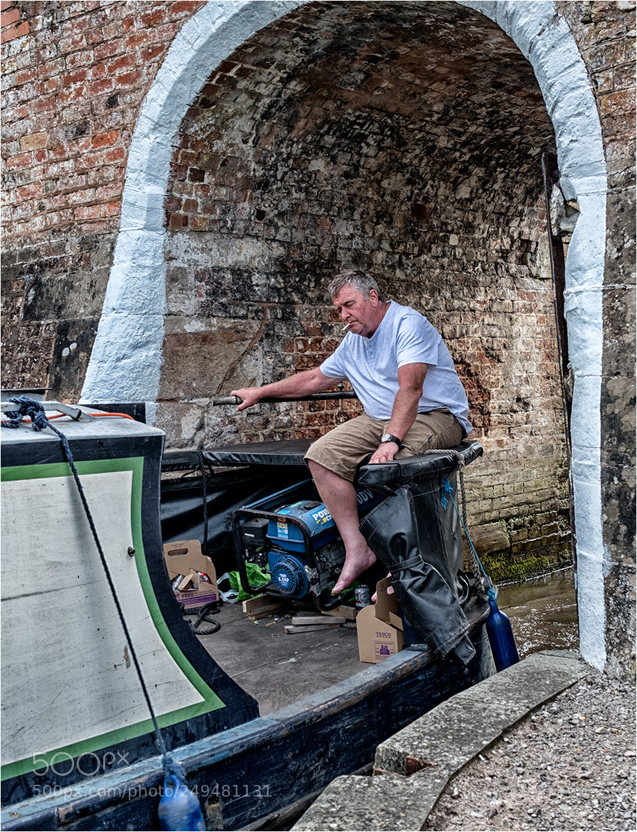 Fujifilm X-T2 sample photo. The barge man photography