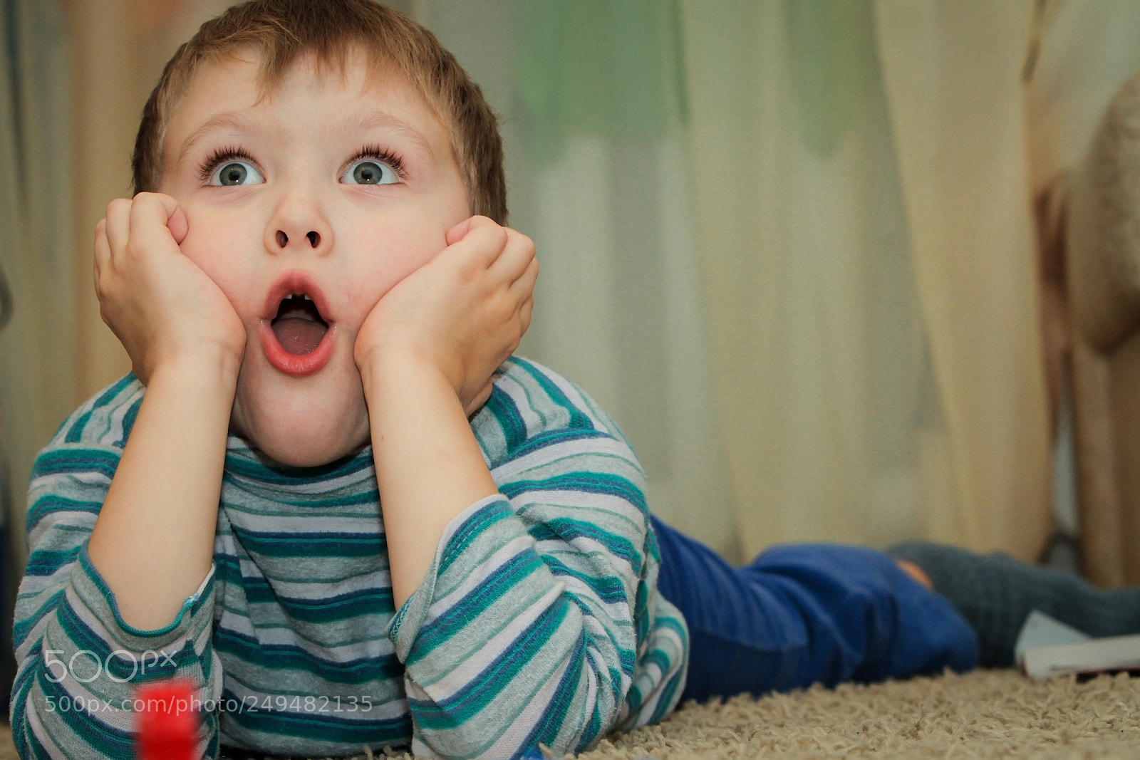 Canon EOS 7D sample photo. The boy is surprised photography
