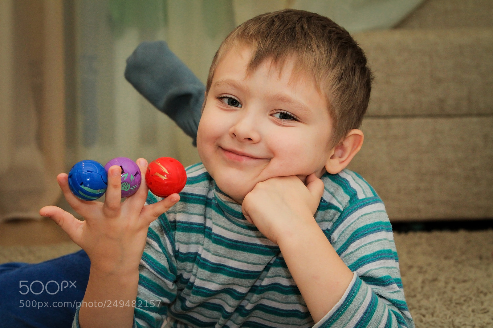 Canon EOS 7D sample photo. Boy with colored balls photography
