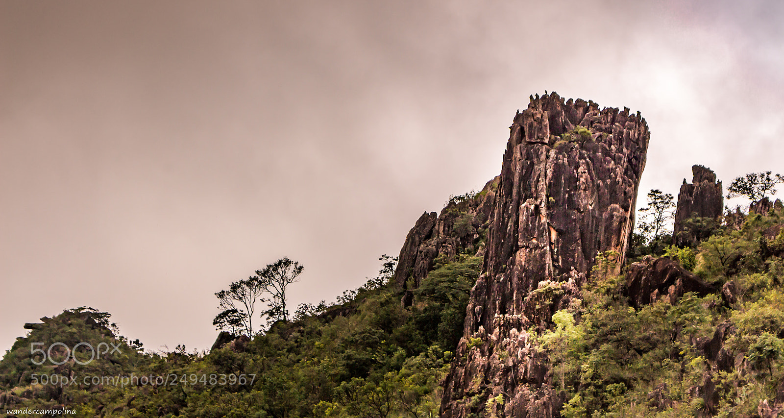 Canon EOS 700D (EOS Rebel T5i / EOS Kiss X7i) sample photo. The rock photography