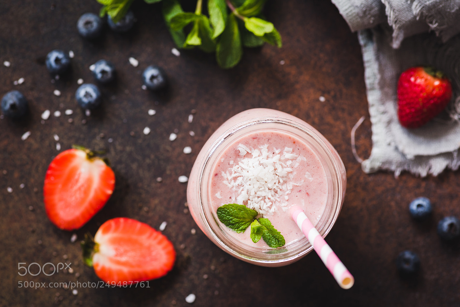 Nikon D810 sample photo. Strawberry coconut smoothie in photography